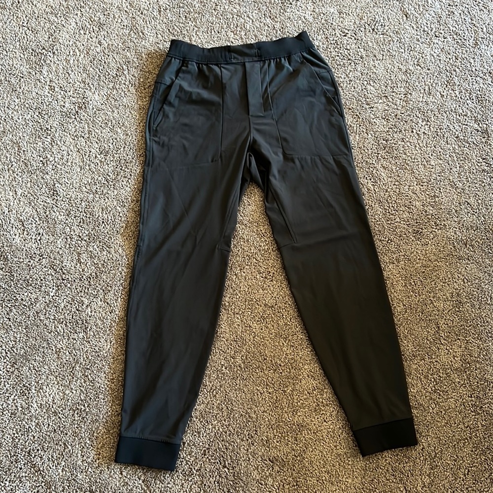 Lululemon ABC Joggers Size: M Gray